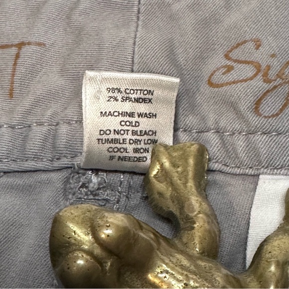 Loft Signature Chino Slacks Sz 4 Wide-Leg Mid Rise Flat Front Pants Office EUC - Picture 6 of 11